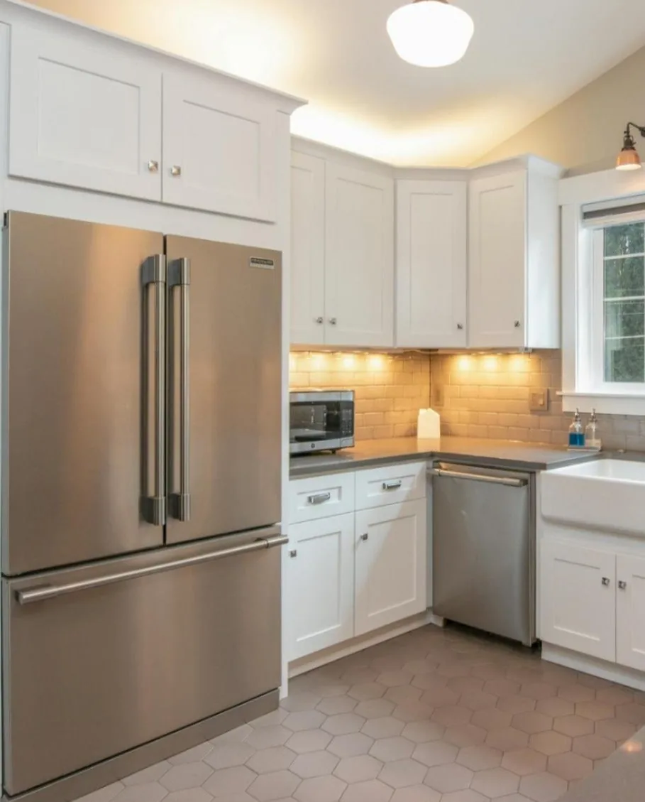 Backsplashes, showers, and feature walls